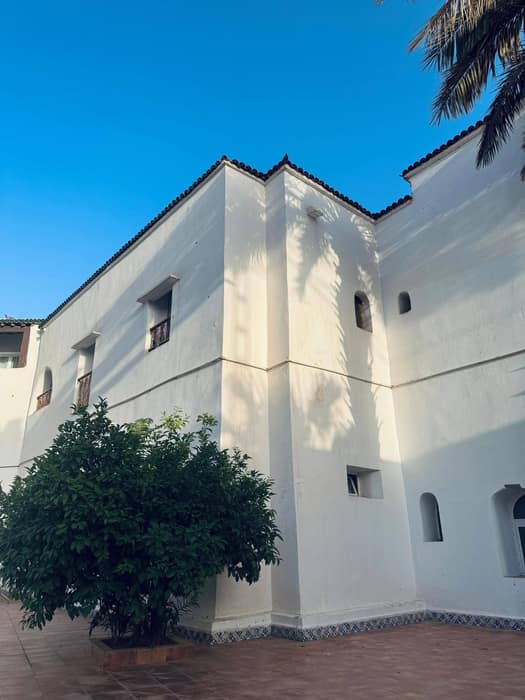 Façade
